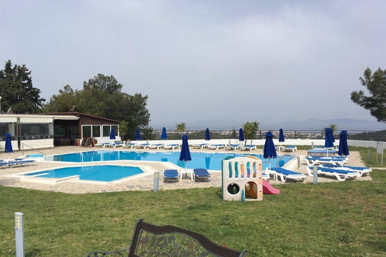 Helena Christina Aparthotel Asgourou