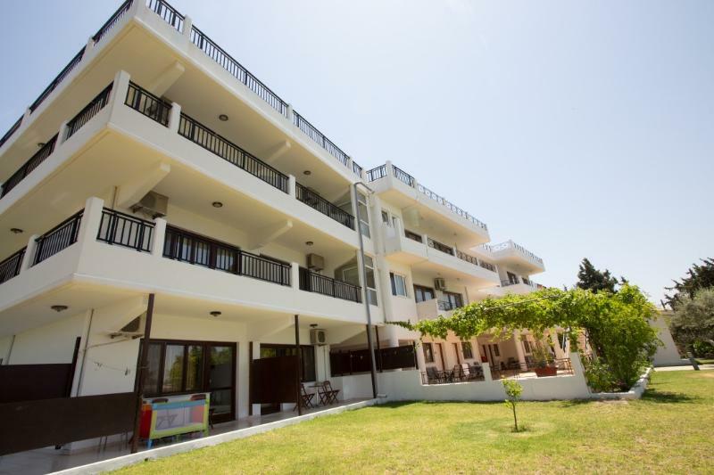 Aparthotel Helena Christina Asgourou